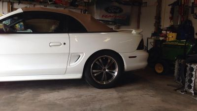 1998 Ford Mustang Cobra Convertible Wheels and Tires